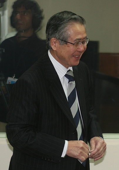 Fujimori, muerto de risa durante el juicio.
