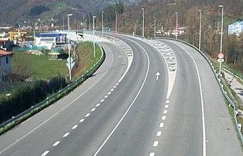 Imagen de archivo de una carretera.