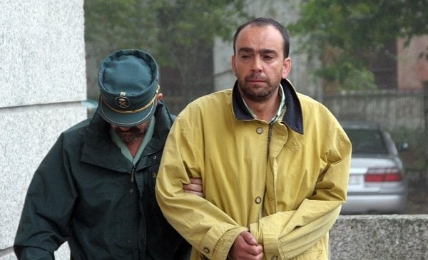 Herminio Domínguez López fue conducido por la Guardia Civil al Juzgado de Carballiño. (Foto: Martiño Pinal)