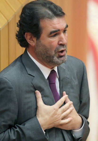 Anxo Quintana, durante el Pleno en el Parlamento. (Foto: Lavandeira Jr.)
