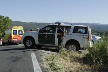 La Guardia Civil acordonó la zona para impedir el paso de curiosos. (Foto: Miguel Angel)