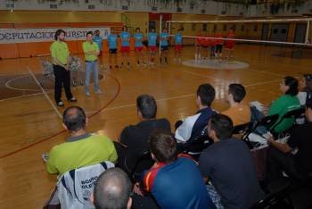 Los técnicos, durante una de las charlas a los entrenadores asistentes al clinic de la Diputación. (Foto: Eva Domínguez)