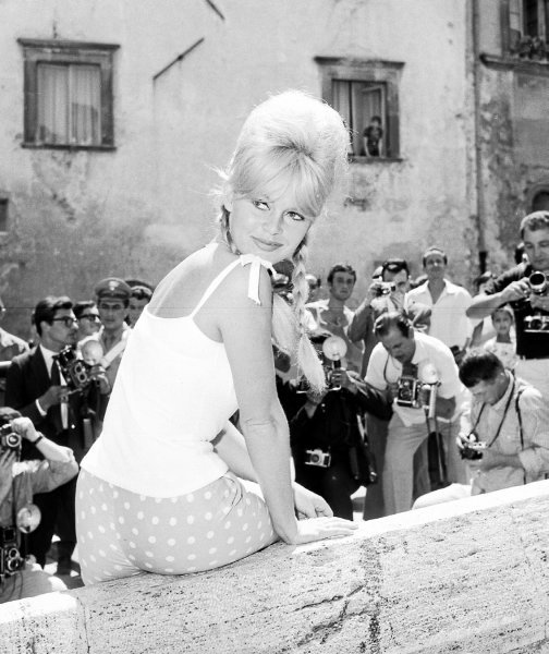 (2) Brigitte Bardot en sus espléndidos pero infelices años 60