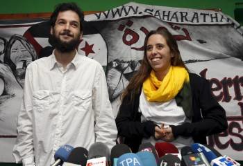 Los activistas Javier Sopena y Silvia García. (Foto: Kote Rodrigo)