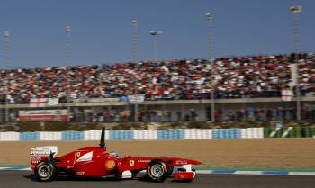 Fernando Alonso, ayer en el trazado de Jerez.? (Foto: JULIO MUÑOZ)