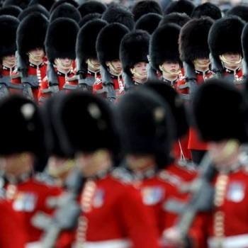 Desfile de la guardia real británica