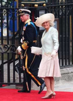 El príncipe Carlos y su esposa Camilla. (Foto: GARETH FULLER )
