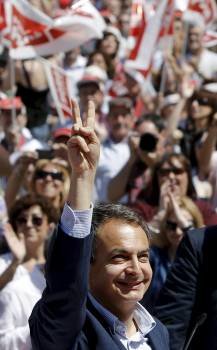 Rodríguez Zapatero, en el mitin que ofreció ayer en Valencia. (Foto: k. f.)