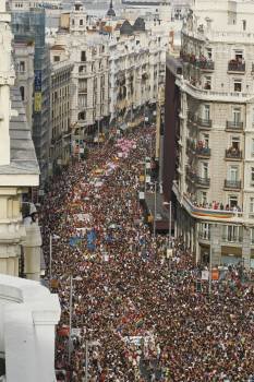Marcha por la Gran Vía de Madrid. (Foto: KOTE RODRIGO)