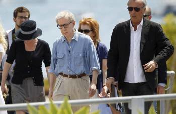 Woody Allen, tras el pase gráfico de 'Midnight in Paris' (Foto: Archivo EFE)