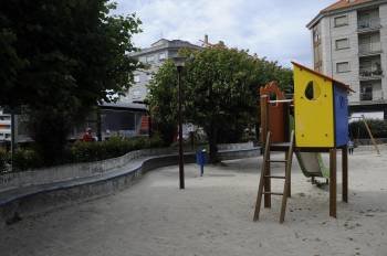 Área recreativa Catro Camiños, a ambos lados de la avenida Compostela (Foto: MARTIÑO PINAL)