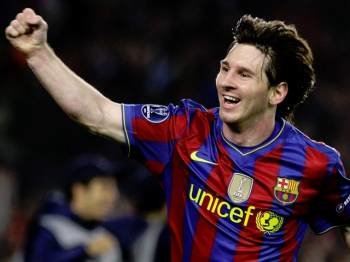 Leo Messi celebra un gol del Barcelona la temporada pasada en la Liga.  (Foto: EFE)