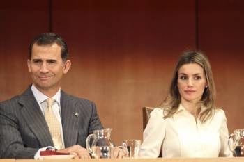 Los Príncipes de Asturias, Don Felipe y Doña Sofía, han presidido esta mañana el acto conmemorativo del 125º aniversario de la Cámara de Comercio e Industria, en Salamanca (Foto: EFE)
