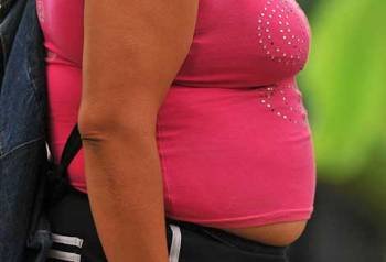 Las mujeres obesas tienen más probabilidad de sufrir cáncer de mama (Foto: Archivo EFE)