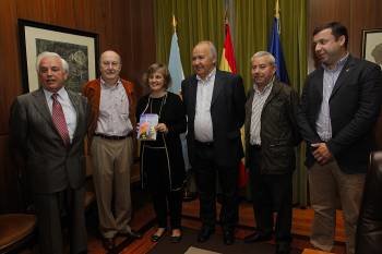 José Luis Baltar, Taboada, Paula Godinho, José Luis Suárez, Alfonso Vilariño y Luciano Cuquejo. (Foto: MIGUEL ÁNGEL)