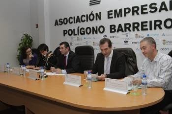 De izquierda a derecha, Inma González, Marta Rodríguez, Cruz, Juan Carlos Rodríguez y Alvarez. (Foto: MIGUEL ÁNGEL)