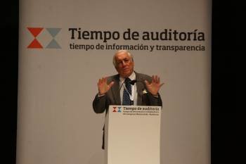 Carlos Espinosa de los Monteros, vicepresidente de Inditex, inauguró el congreso en el auditorio.