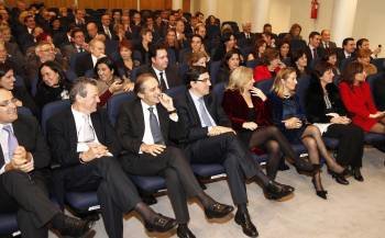 Más de 150 invitados asistieron a los actos del XIV aniversario del Club Finaciero Vigo, que entregó su tradicional medalla de oro. 
