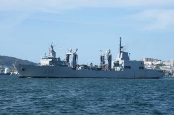 El 'Patiño', buque de aprovisionamiento de la Armada española.  (Foto: ARCHIVO)