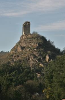 La torre de Sande, en Cartelle. (Foto: MARCOS ATRIO)