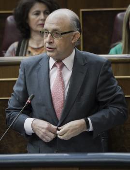  El ministro de Hacienda, Cristóbal Montoro (Foto: EFE)