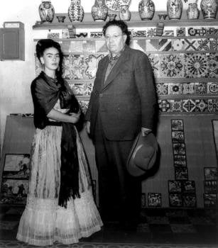 Foto cedida por el museo 'The Bowes' que forma parte de la exposición 'Complicidades: Frida Kahlo y Diego Rivera'. EFE