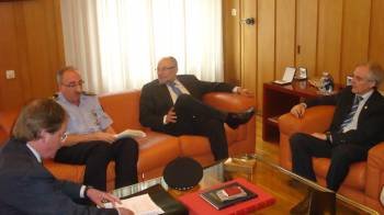 Ángel Barrera, Abelardo Ulloa y Francisco Rodríguez, en la reunión mantenida ayer en la Subdelegación.