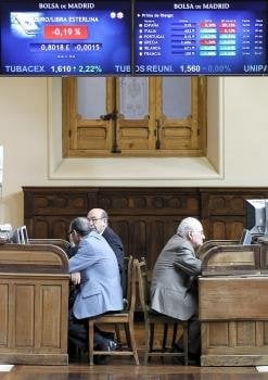 Monitores en la bolsa de Madrid  (Foto: EFE)