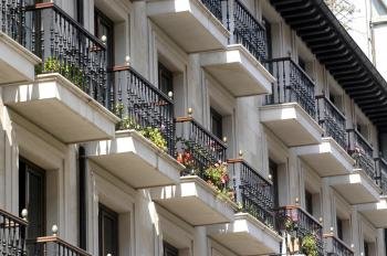 El Euríbor, índice al que están referenciadas la mayoría de hipotecas en España, ha bajado doce milésimas en tasa diaria y ha recalado en el 1,054%