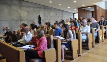 Parte de los miembros del Consello de Goberno de la Universidade de Vigo durante la última sesión del curso.