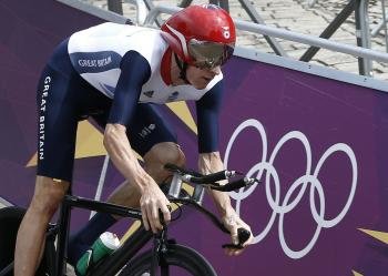 El ciclista británico Bradley Wiggins en la prueba contrarreloj de los Juegos Olímpicos de Londres 2012 (Foto: EFE)