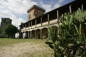 El castillo de Monterrei. Los visitantes no podrían recorrerlo dos días a la semana, los lunes y los martes. (Foto: MARCOS ATRIO)