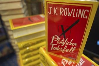 La primera novela para adultos de la escritora británica J.K.Rowling