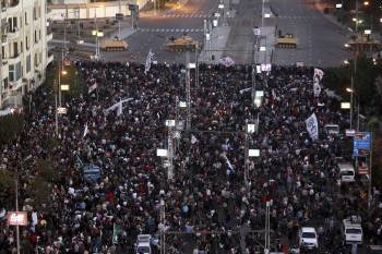 Vista general de la manifestación en contra del presidente egipcio en frente del Palacio presidencial. (Foto: KHALED ELFIQI)