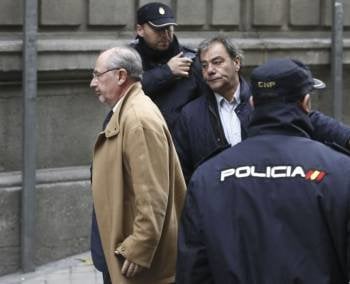 El expresidente de Bankia, Rodrigo Rato, a su llegada a la Audiencia Nacional. (Foto: JUANJO MARTÍN)
