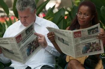 Los venezolanos siguen con interes las noticias sobre la salud de  su presidente