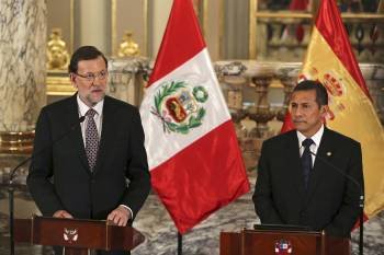 Mariano Rajoy con el presidente de Perú, Ollanta Humala. (Foto: DIEGO CRESPO)