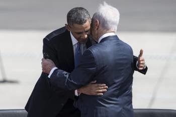 Obama saluda a Simon Peres. (Foto: O.W.)