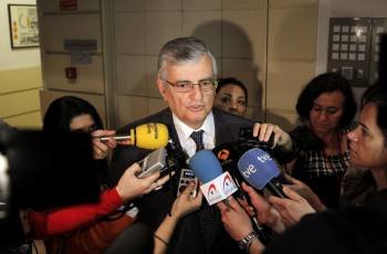 El fiscal general del Estado, Eduardo Torres-Dulce, en declaraciones a la prensa. (Foto: J.J. GUILLEN)