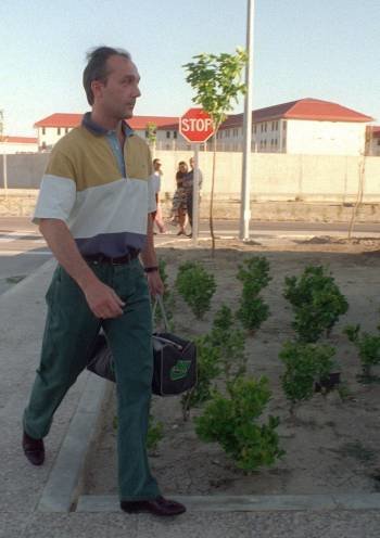 Michel Domínguez llega a la prisión de Valdemoro en agosto de 1994. (Foto: ARCHIVO)