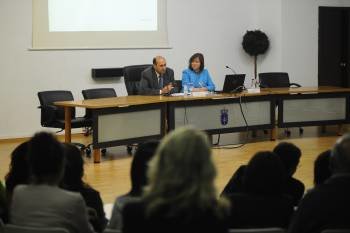 Rogelio Martínez y Susana López Abella, en la presentación. (Foto: MARTIÑO PINAL)
