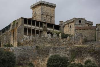 El castillo de Monterrei, donde se centrarán todas las actividades programadas para la fiesta. (Foto: XESÚS FARIÑAS)