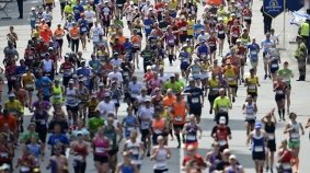 Vista general de los corredores de la 118 edición de la maratón de Boston (MATT CAMPBELL)