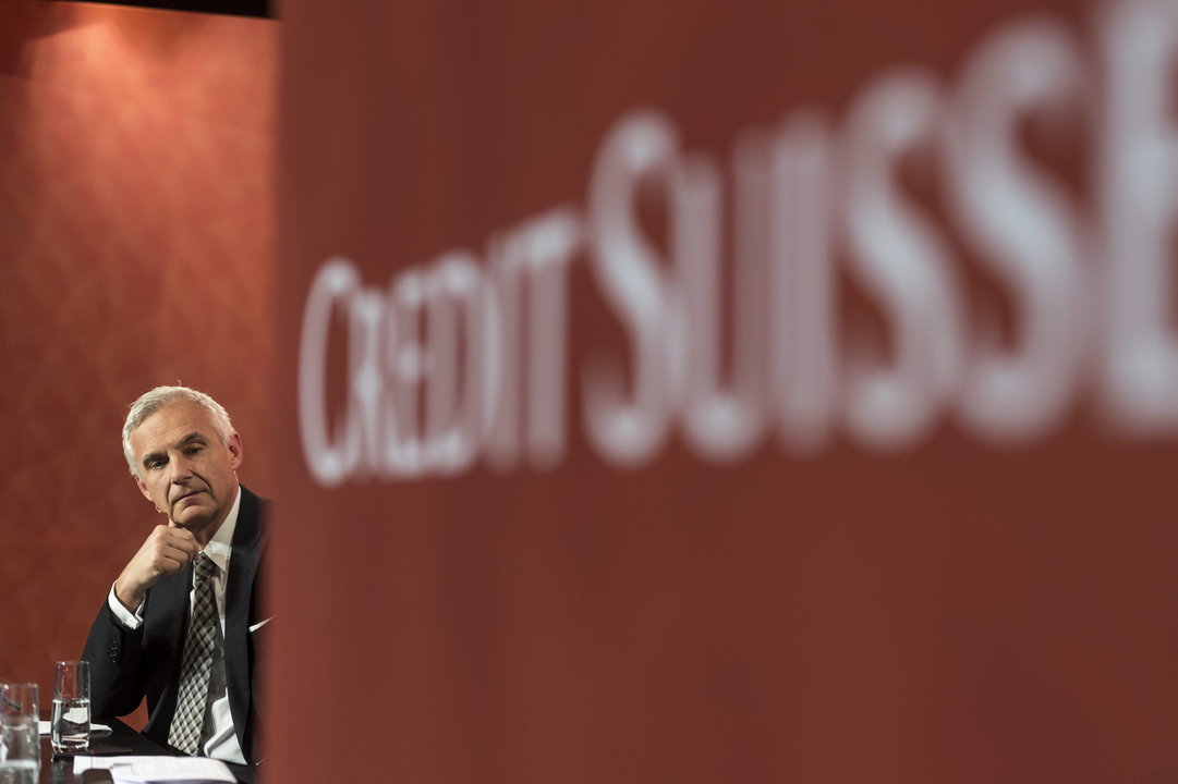 El presidente del banco suizo Credit Suisse, Urs Rohner, participa en el Foro Internacional de Finanzas que se celebró en Berna 