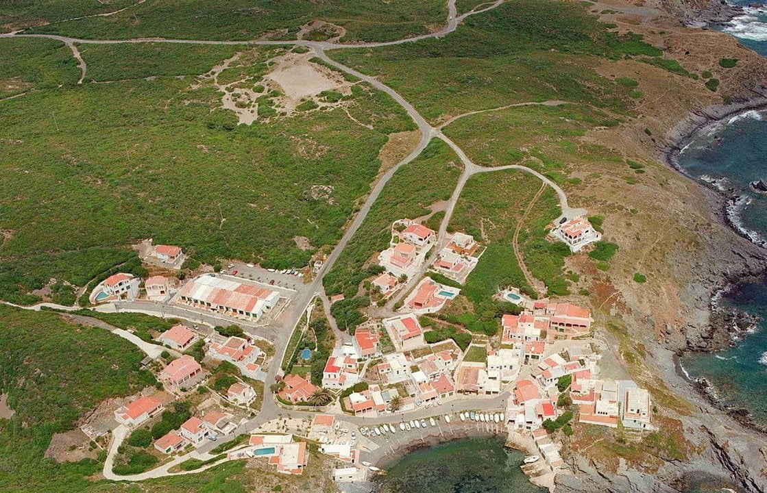 Fotografía facilitada por el proyecto Life+ Reneix de una panorámica de Sa Mesquida-Es Murtar, en la isla de Menorca que ha sido durante casi cinco años un &#34;banco de pruebas&#34; en Europa