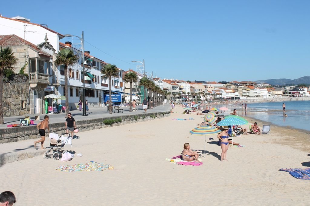 Alquilar una vivienda en "primera línea de playa" en el municipio nigranés de 75 metros  ascenderá a 650€semana.