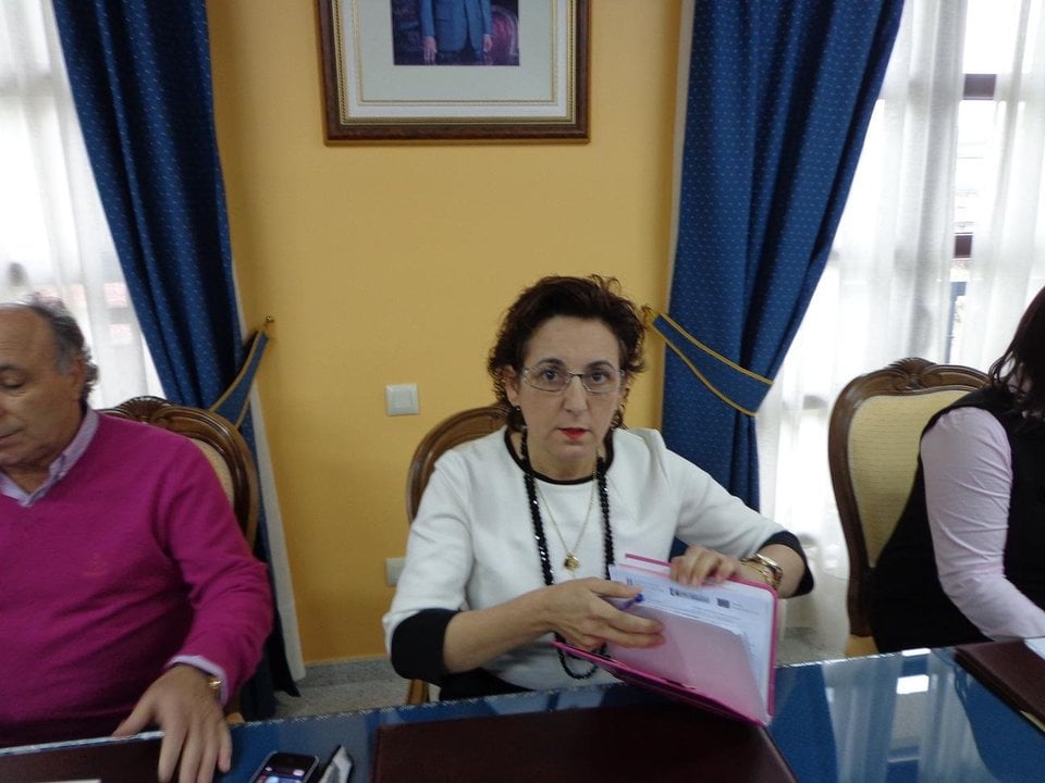 María Jesusa Candal, presidiendo una sesión plenaria.