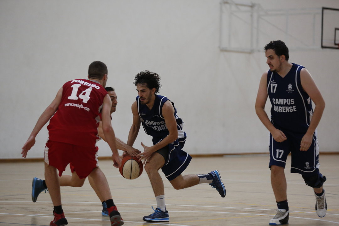 Ourense. 25-10-14. Deportes. Basket campus.
Foto: Xesús Fariñas