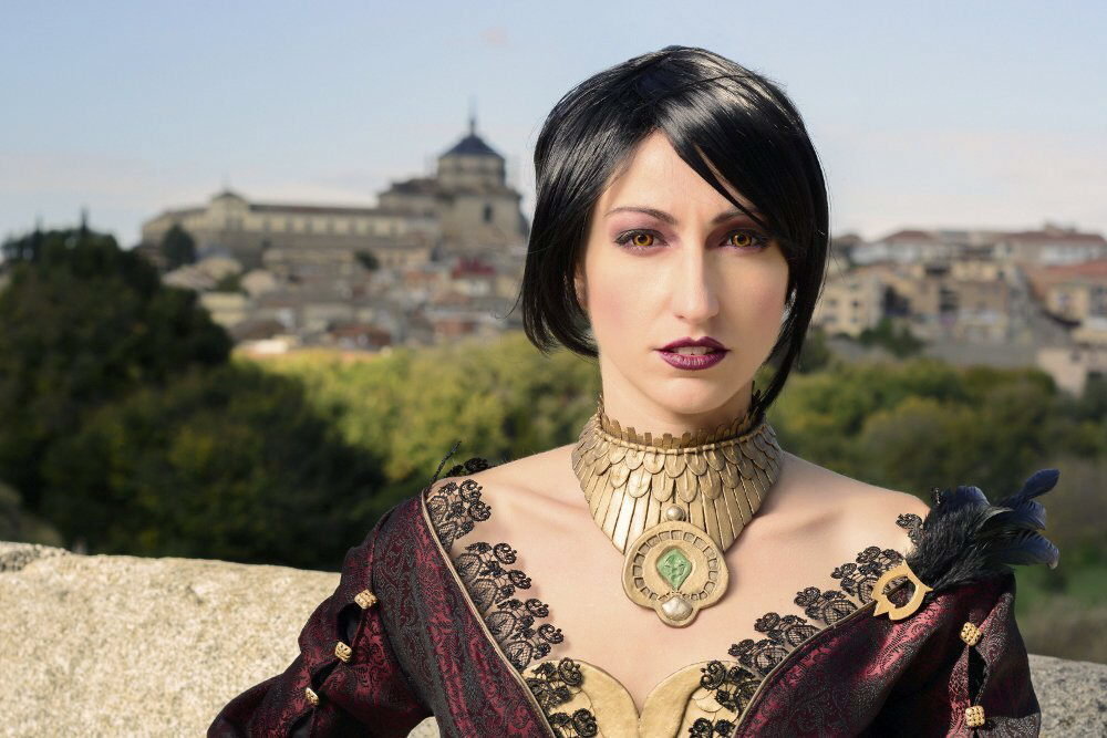 Imagen facilitada por Electronic Arts la &#34;cosplayer&#34; Laura Sánchez, caracterizada como el personaje de Morrigan, de Dragon Age Inquisition&#34;