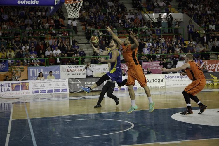OURENSE. 08.05.2015. PACO PAZ, ENCUENTRO COB - LLEIDA, PLAYOFF ASCENSO ACB. FOTO: MIGUEL ANGEL